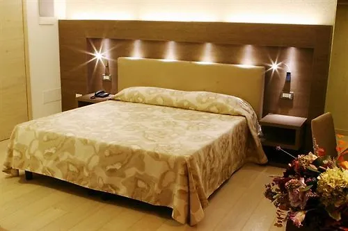 Grand Hotel Miramonti Passo del Tonale 4*,